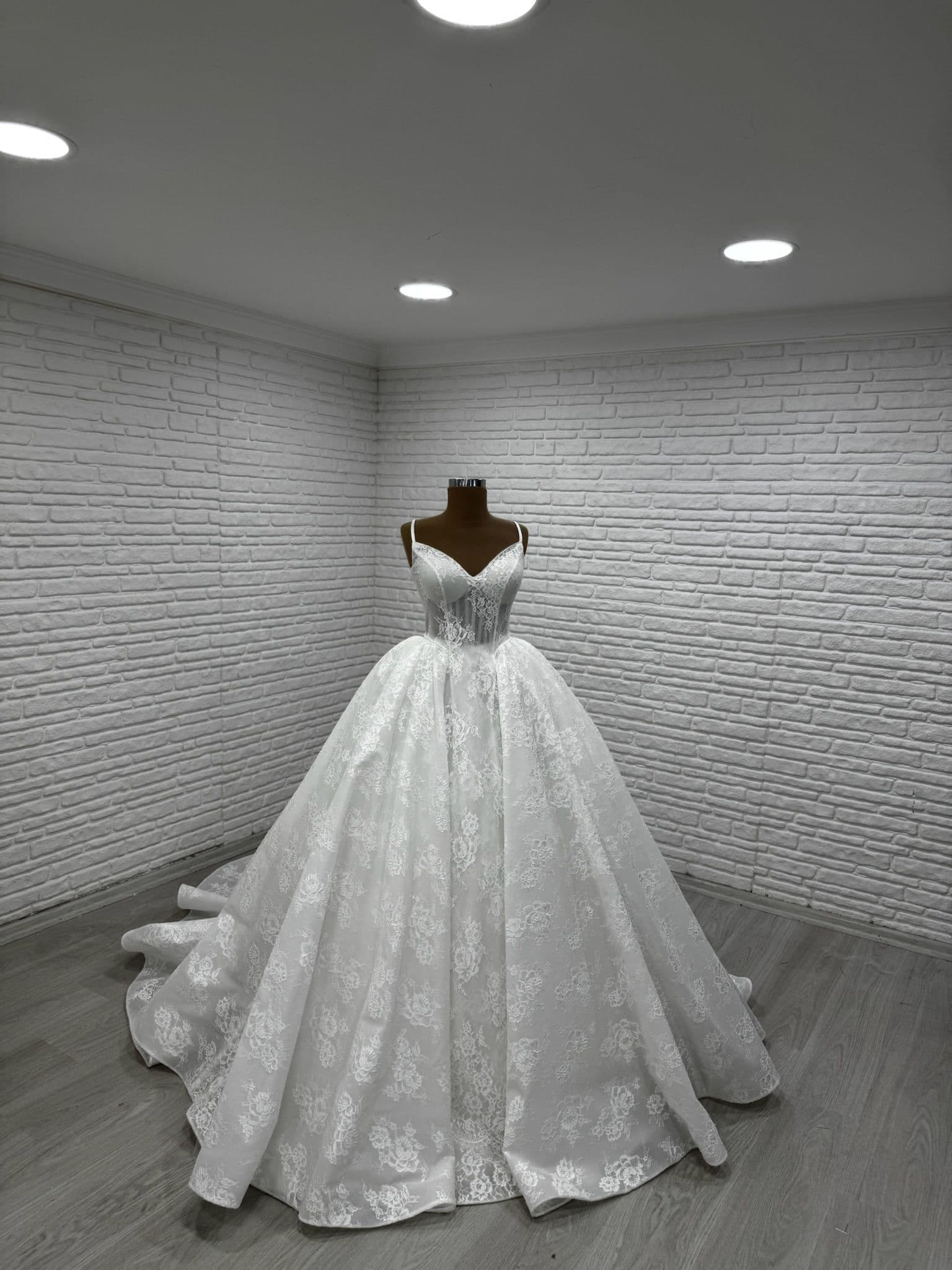 Wedding dress