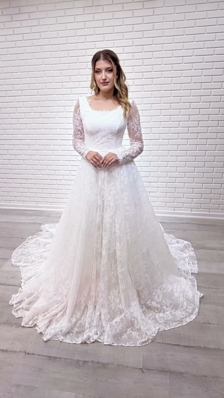 White Podium A-Line Wedding Dress 2026-10