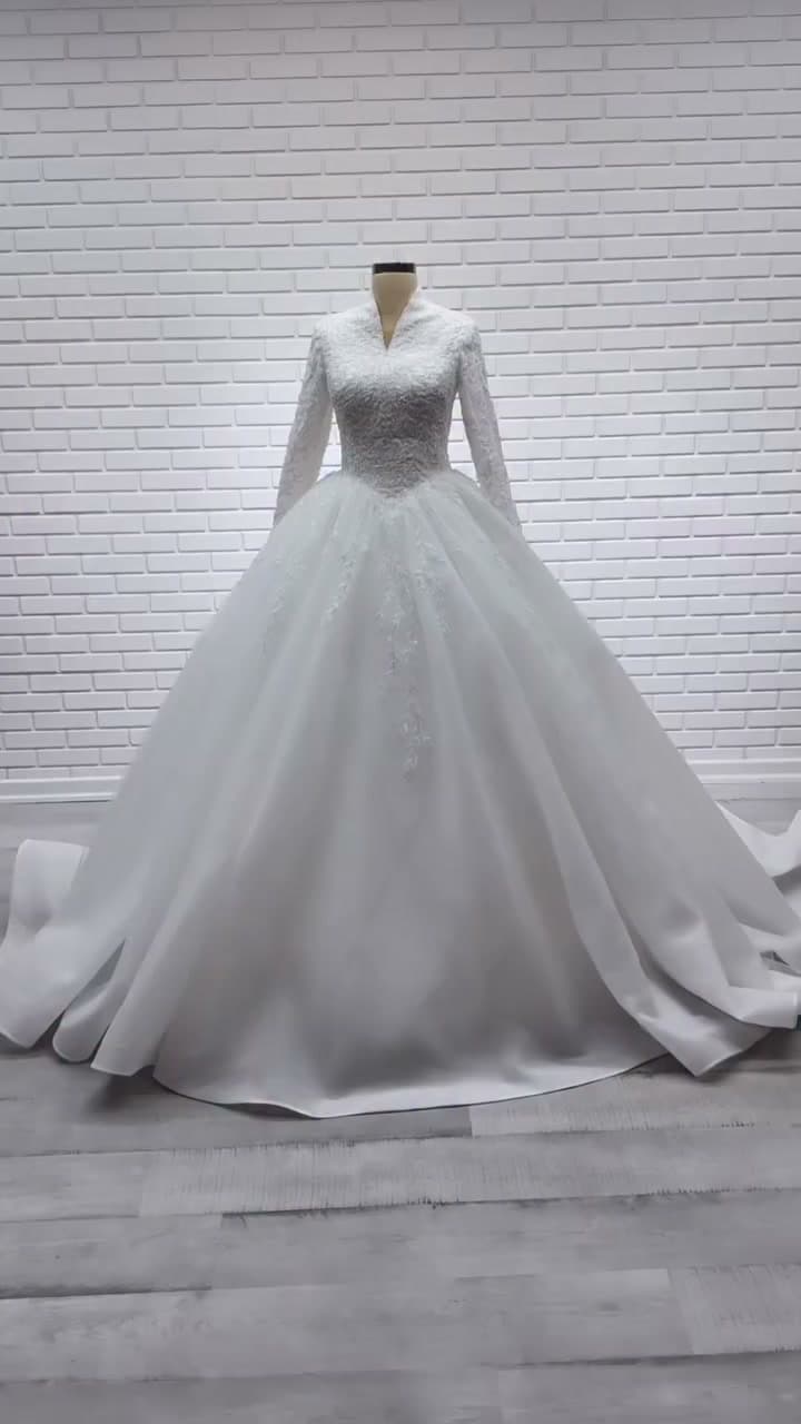 White Podium Princess Wedding Dress 2026-49