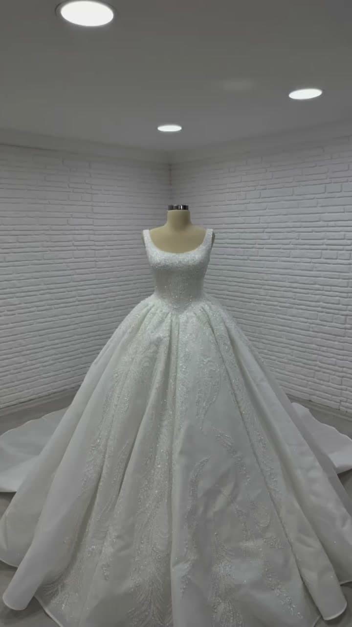 White Podium Princess Wedding Dress 2026-50