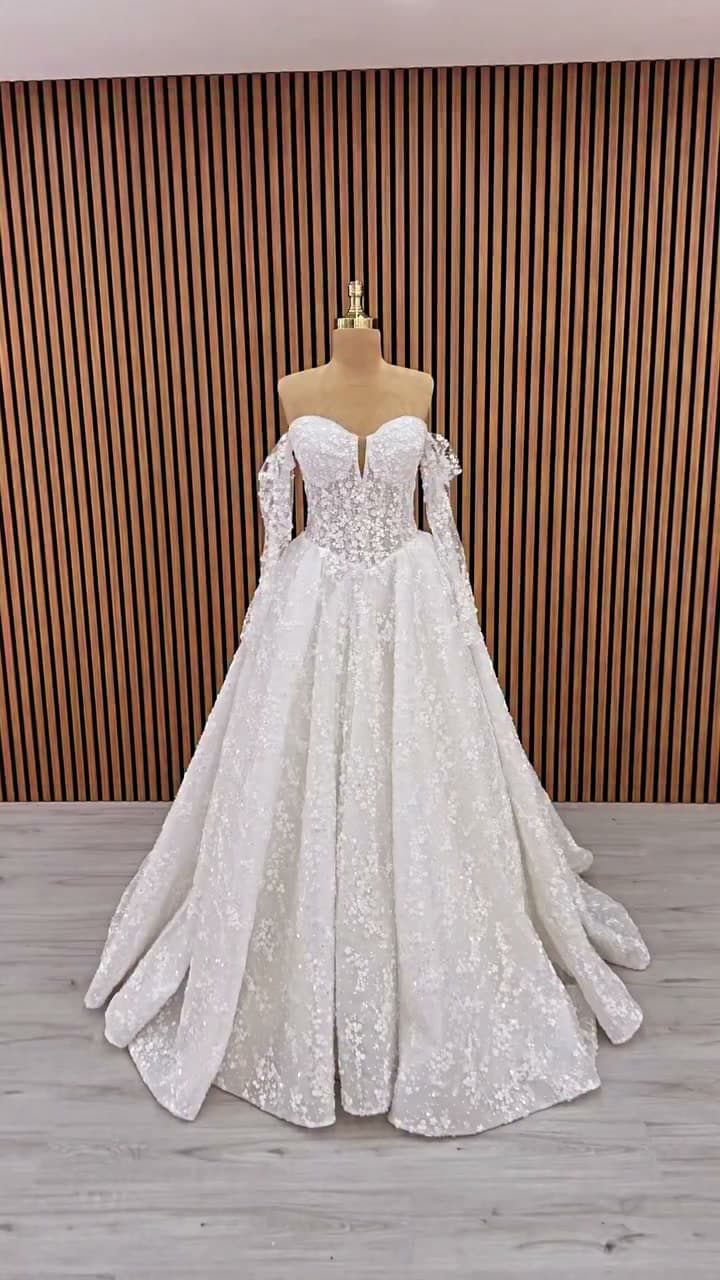 White Podium Princess Wedding Dress 2026-60