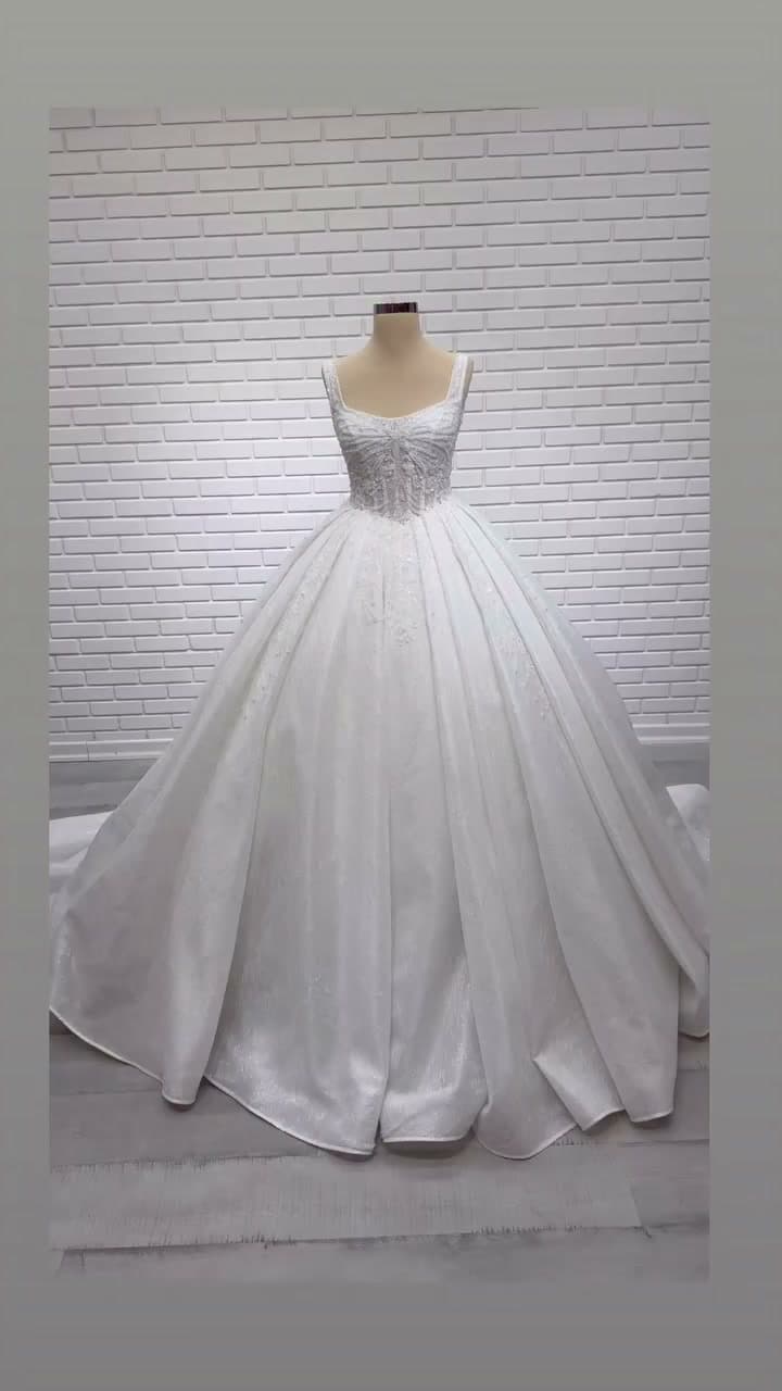 White Podium Princess Wedding Dress 2026-84