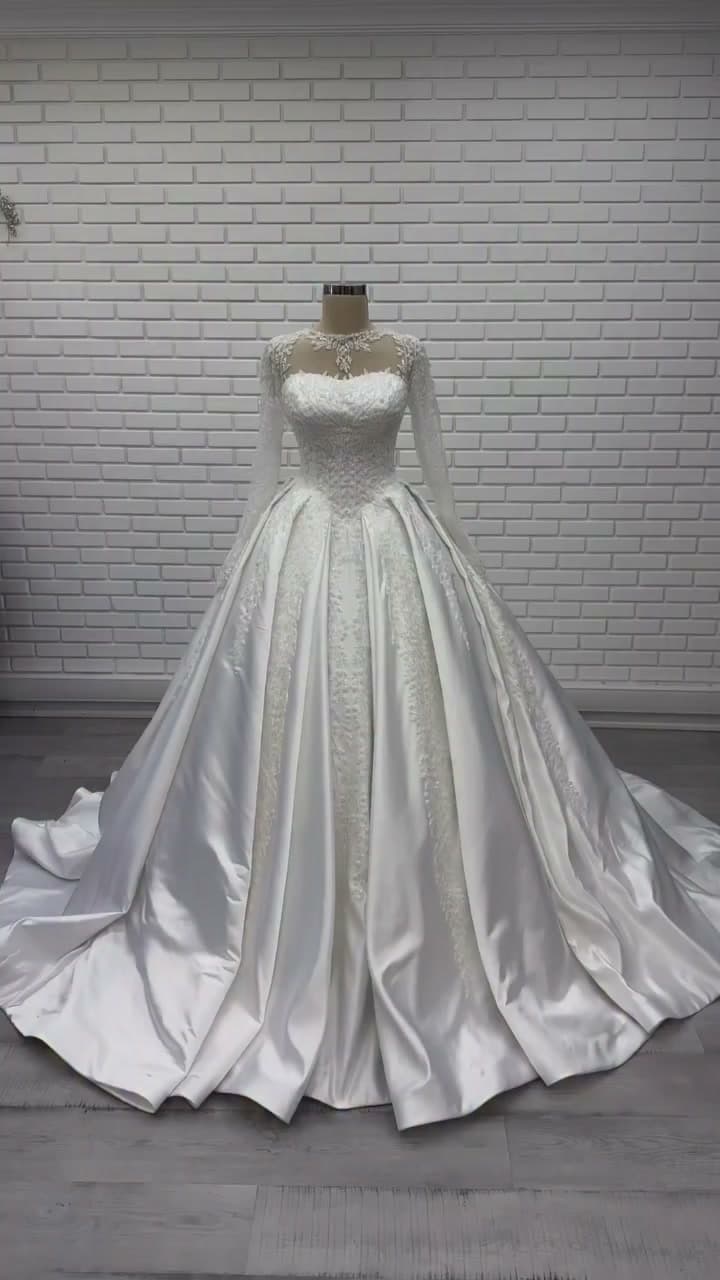 White Podium Princess Wedding Dress 2026-85