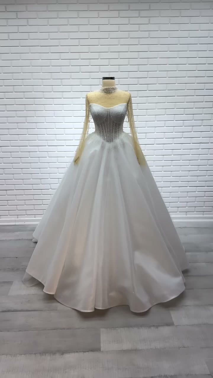 White Podium Princess Wedding Dress 2026-87